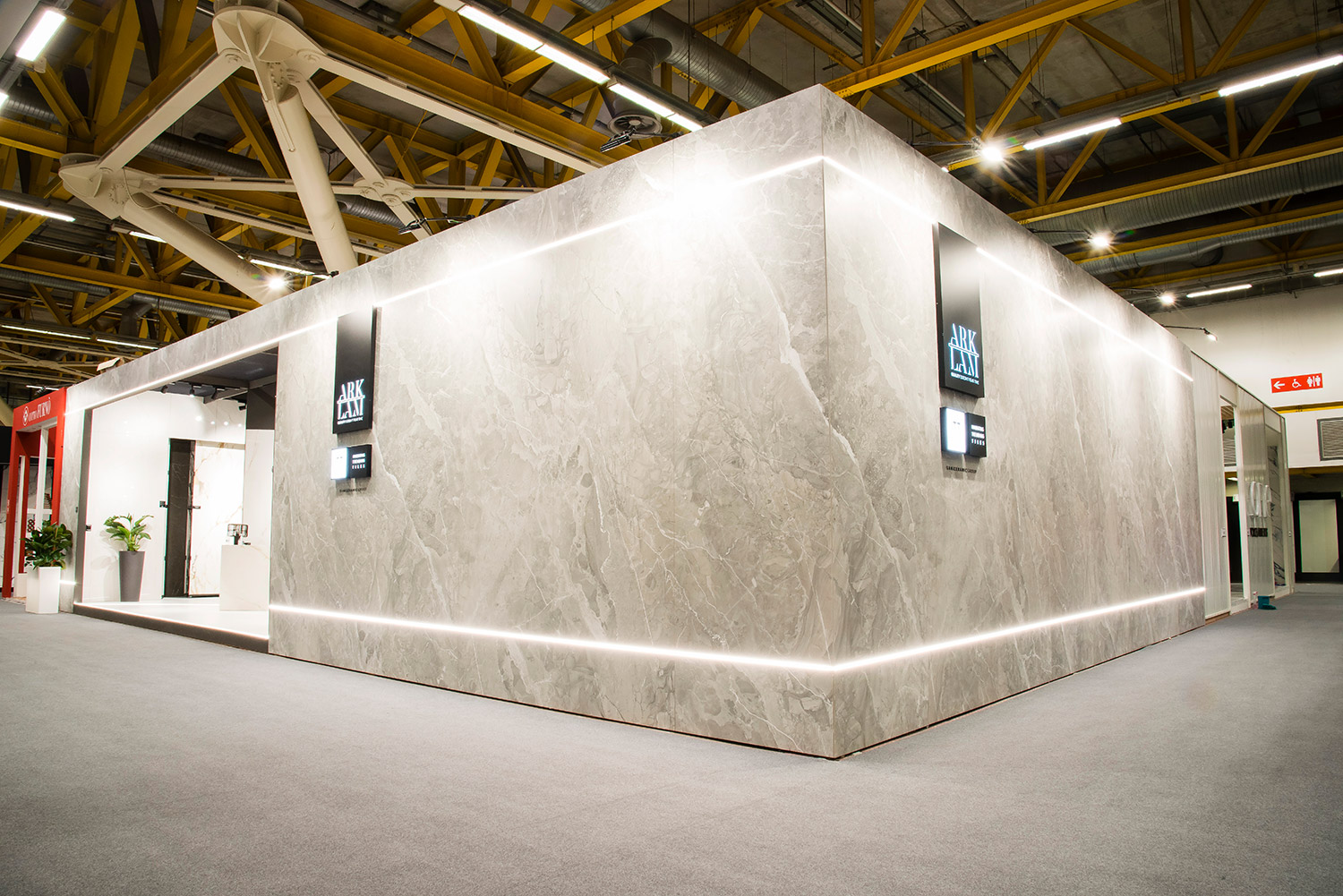 Cersaie 2021: professionals choose Arklam as a cutting-edge large format solution